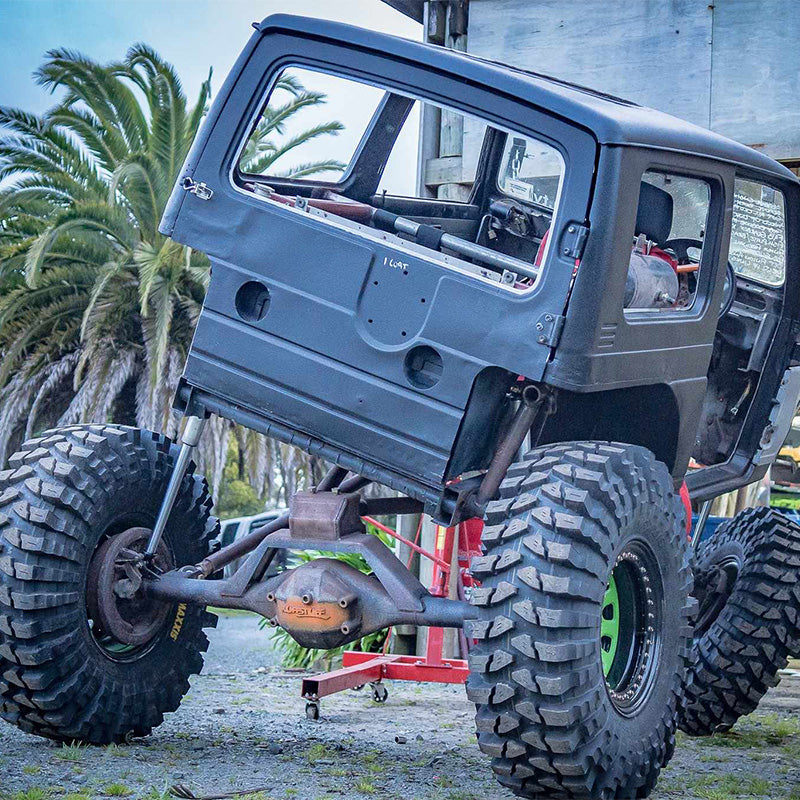 Maxxis M9060 Mud Trepador 38.5X12.50-16