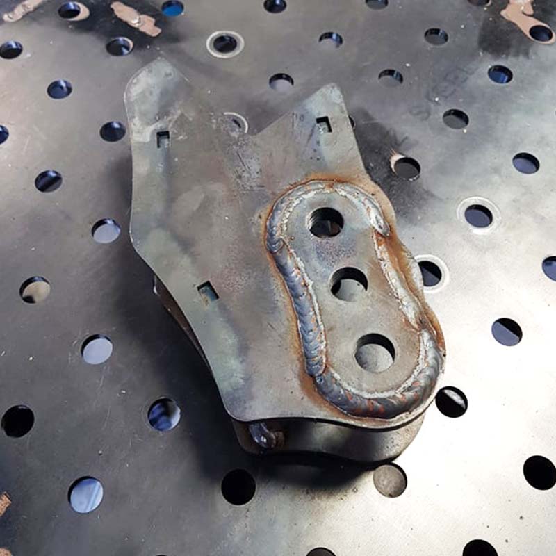 External Panhard Mount