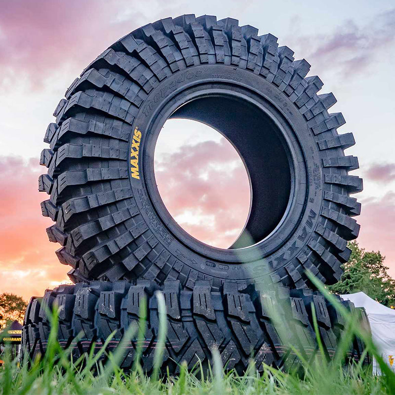Maxxis M8060 Trepador 37x12.50-17 (Competition Compound) – Offroad Addiction